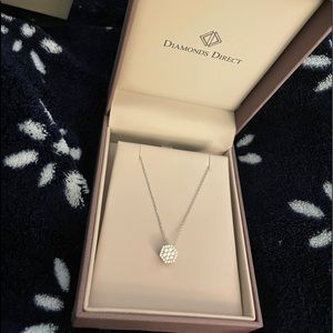 Simple Diamonds Direct Necklace